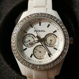 Women's Fossil watch - white